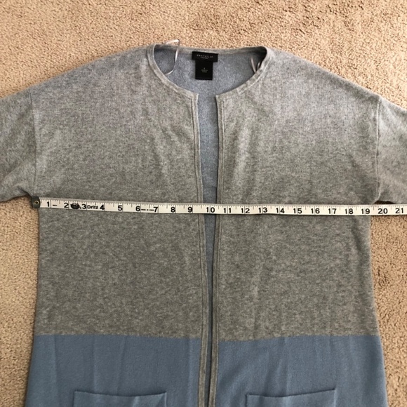 Ann Taylor Factory Cardigan Blue Gray Colorblock Size Small - Picture 10 of 12